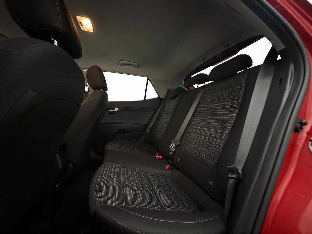 Vehicle Image 13