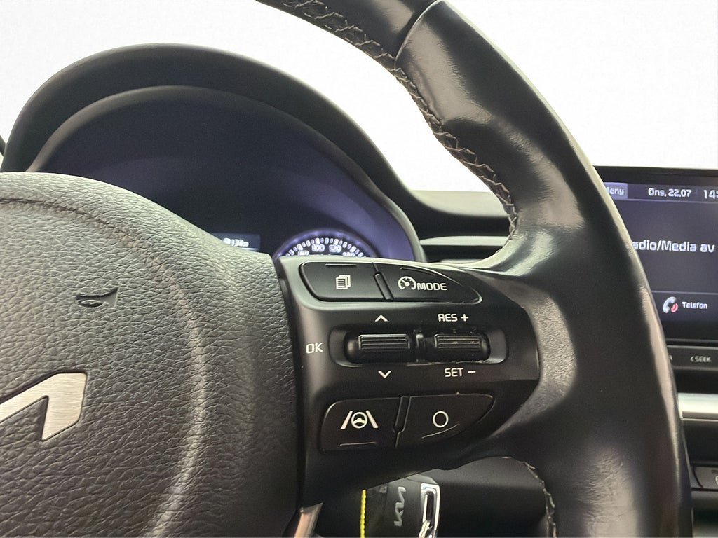 Vehicle Image 17