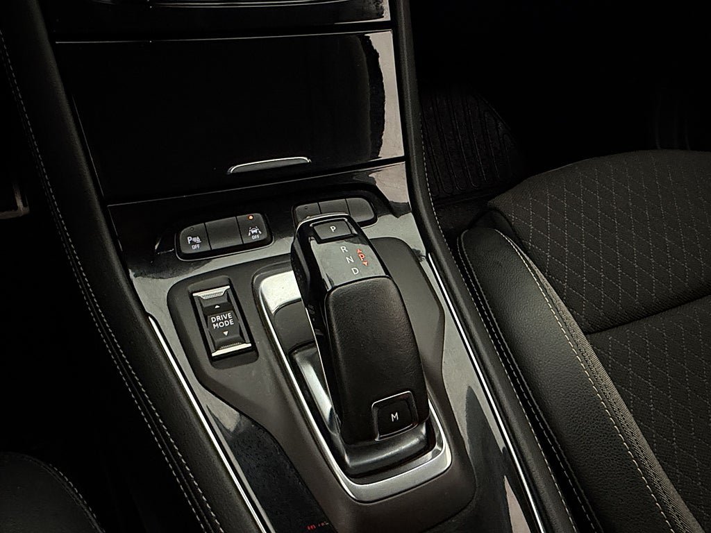 Vehicle Image 24