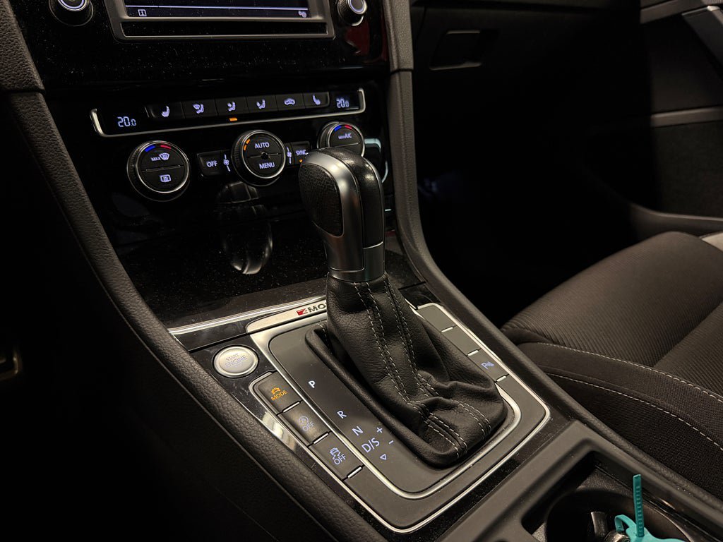 Vehicle Image 18