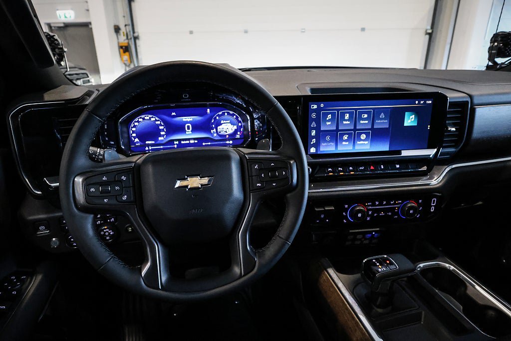 Vehicle Image 18