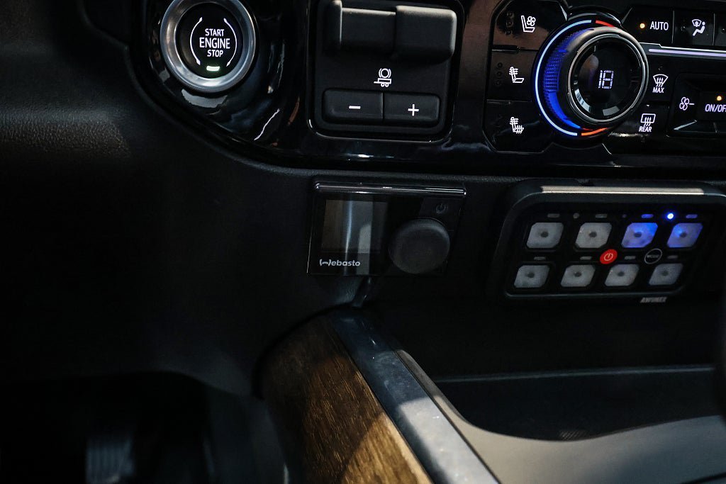 Vehicle Image 25