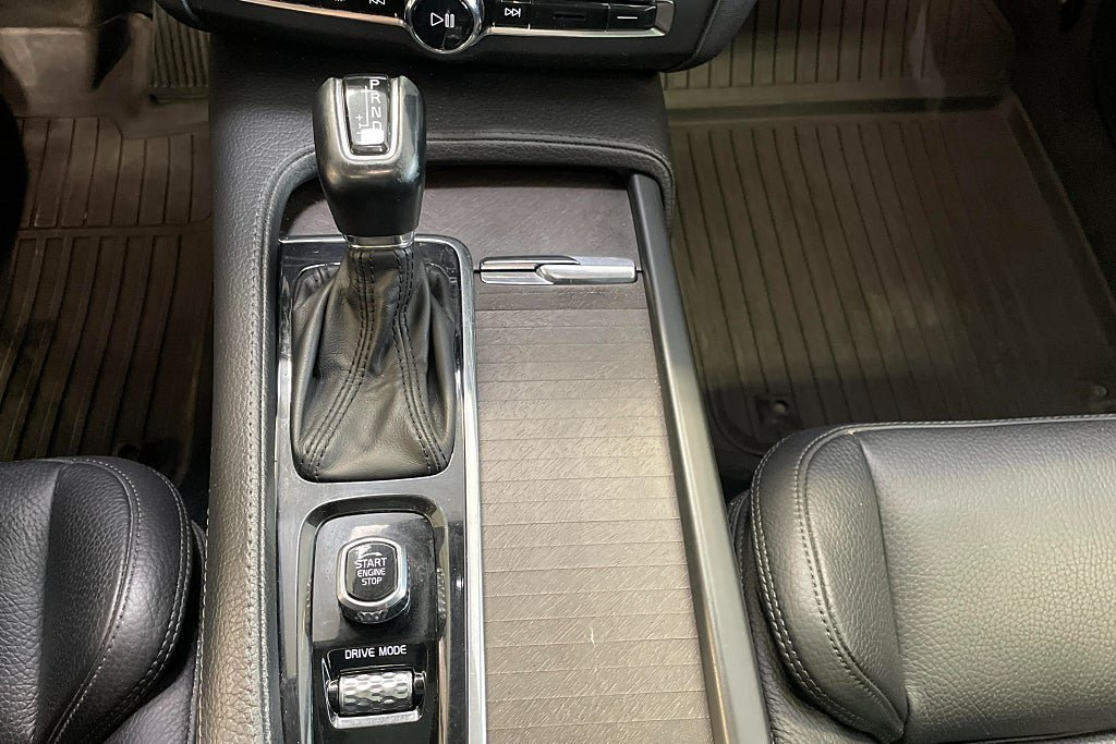 Vehicle Image 27