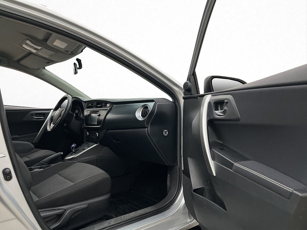 Vehicle Image 21