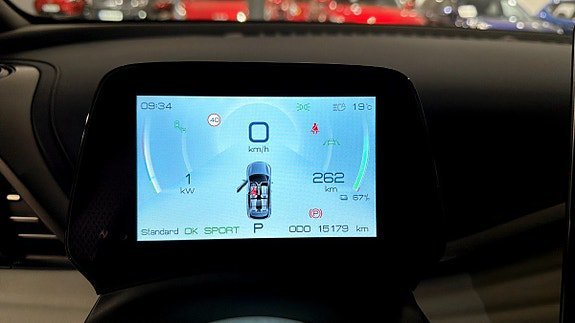 Vehicle Image 13