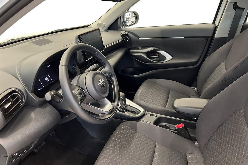 Vehicle Image 14