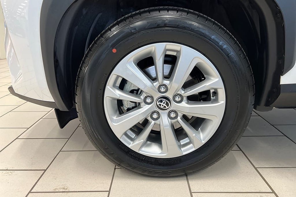 Vehicle Image 17