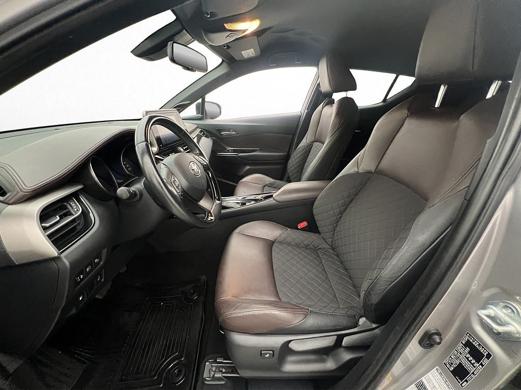 Vehicle Image 18