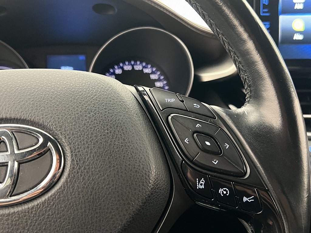 Vehicle Image 23