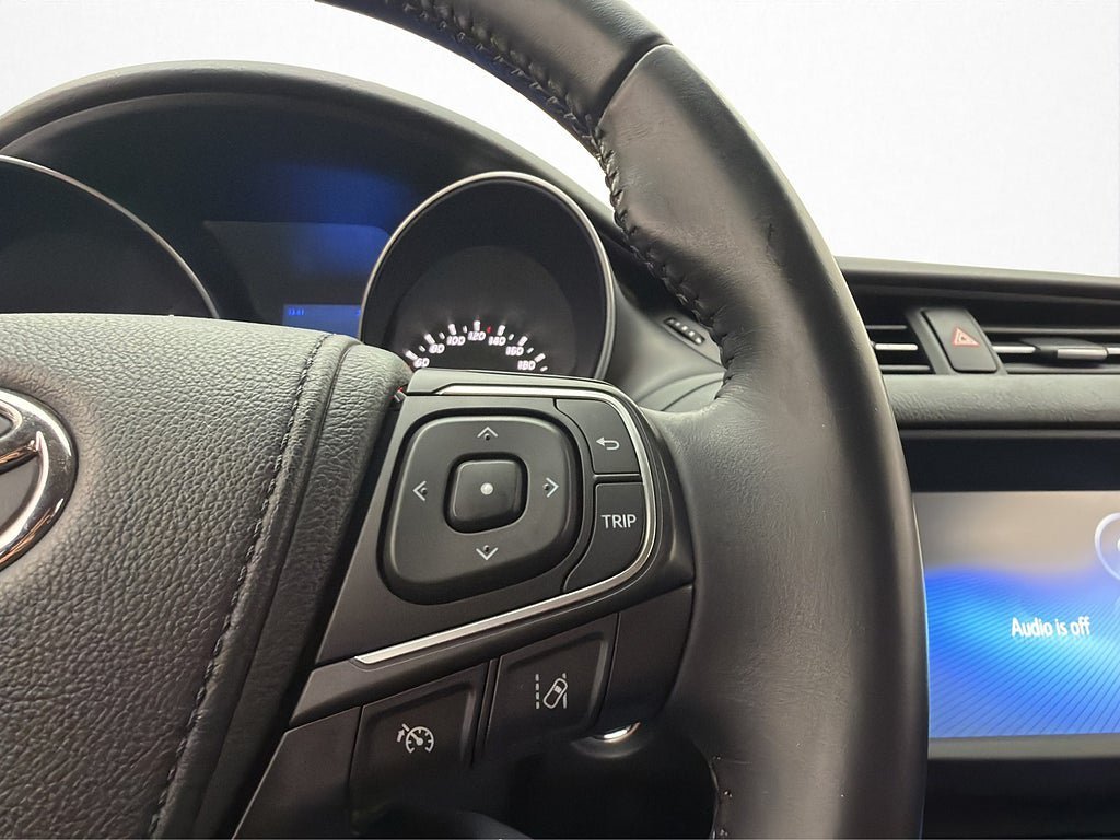 Vehicle Image 19
