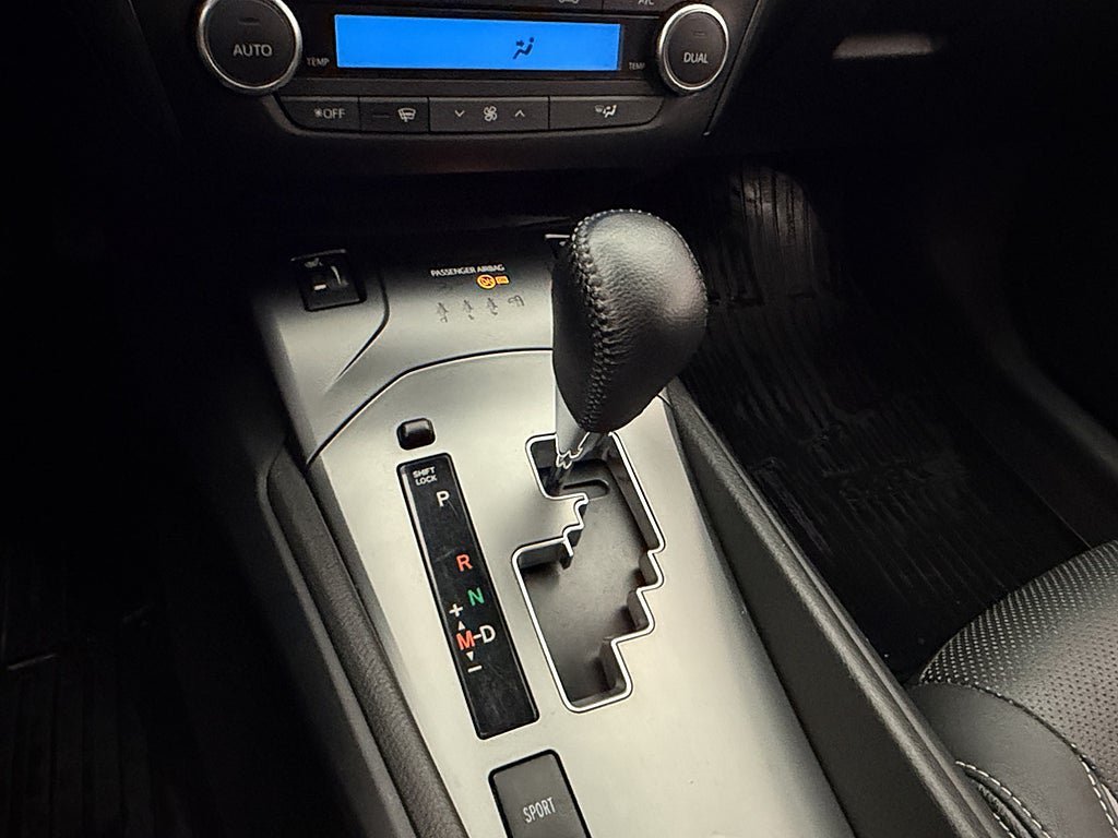 Vehicle Image 24