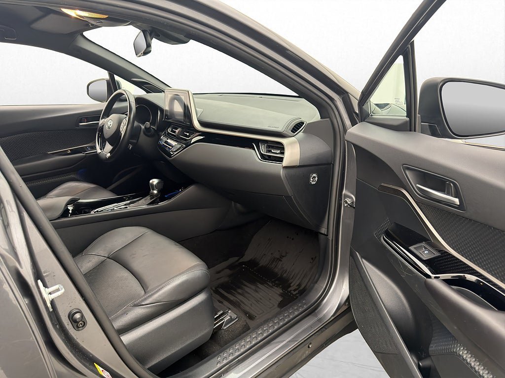 Vehicle Image 21