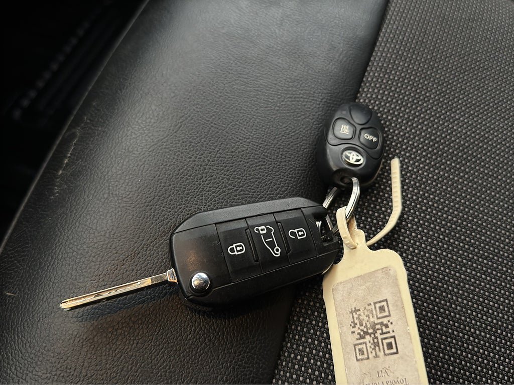 Vehicle Image 28