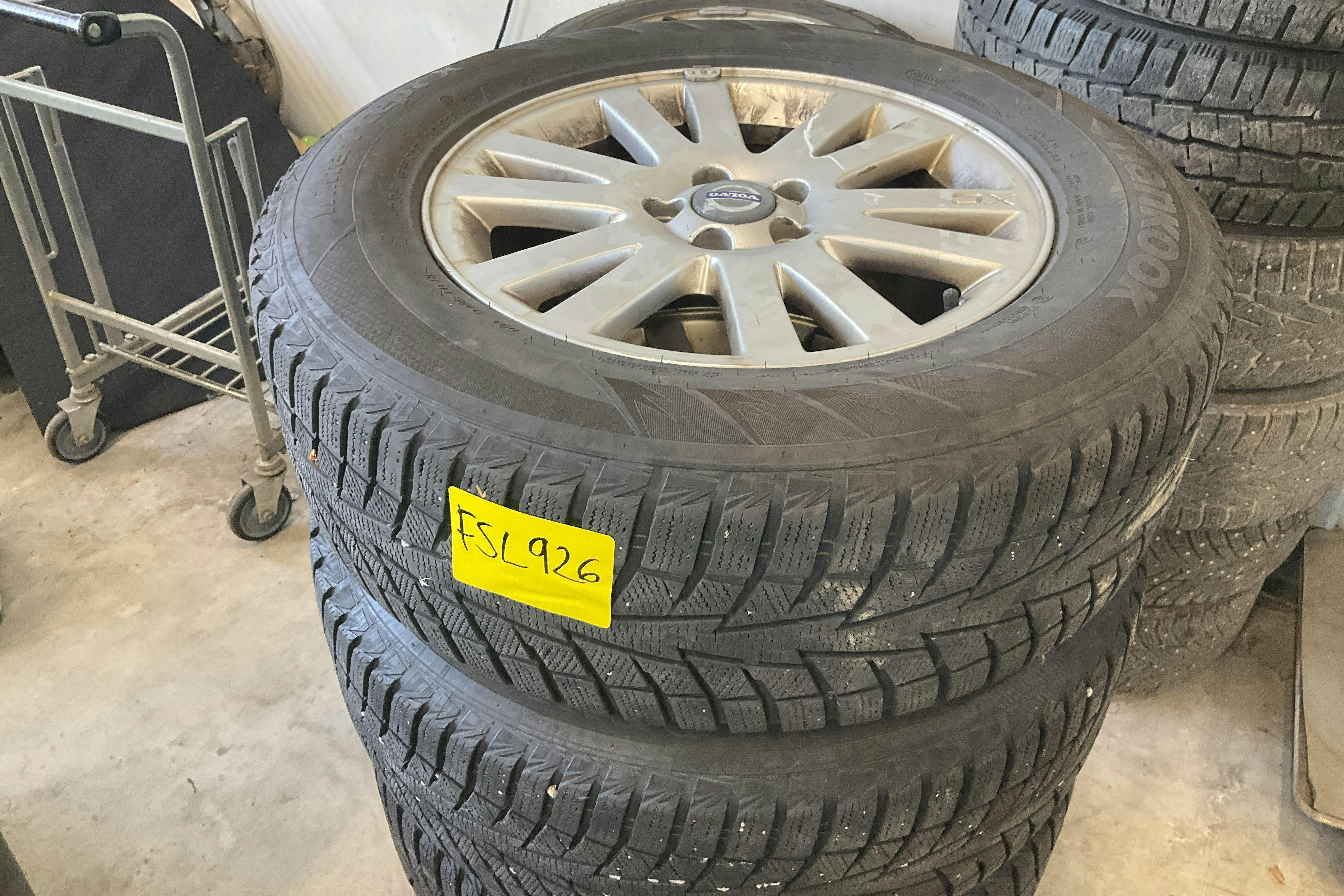 Vehicle Image 21