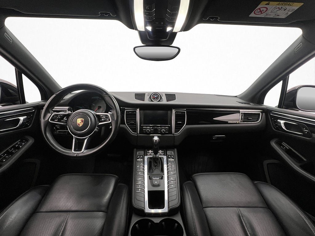 Vehicle Image 17