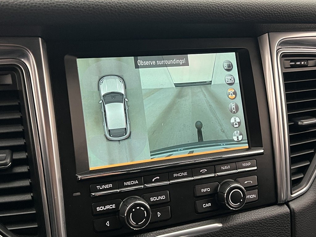 Vehicle Image 36