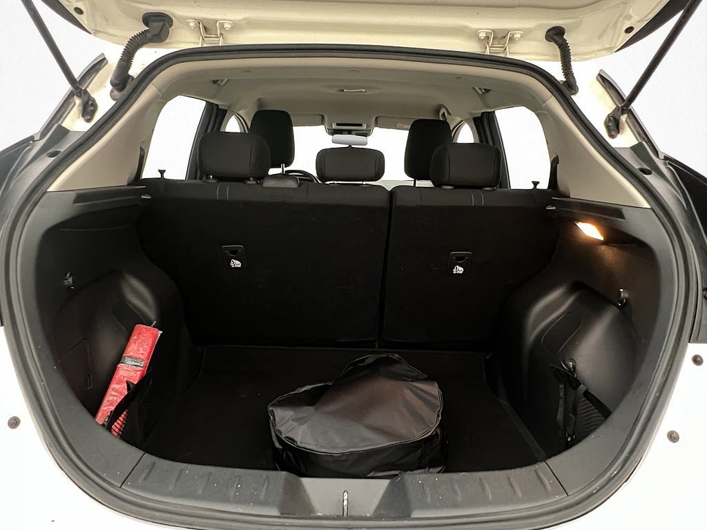 Vehicle Image 26