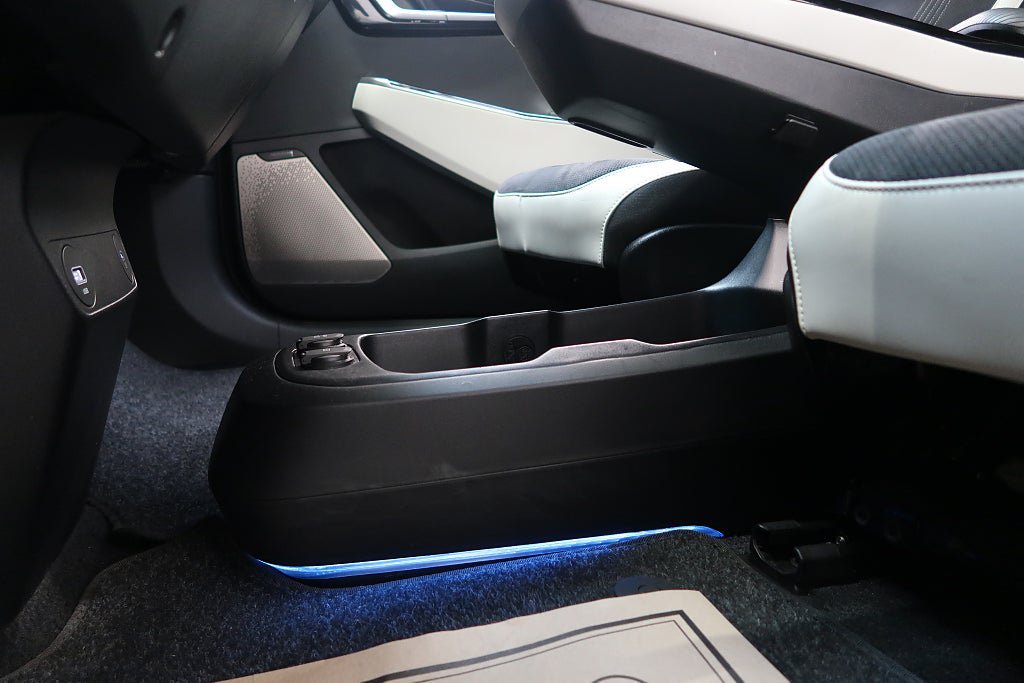 Vehicle Image 21