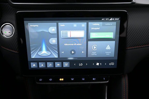 Vehicle Image 16