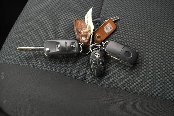 Vehicle Image 15