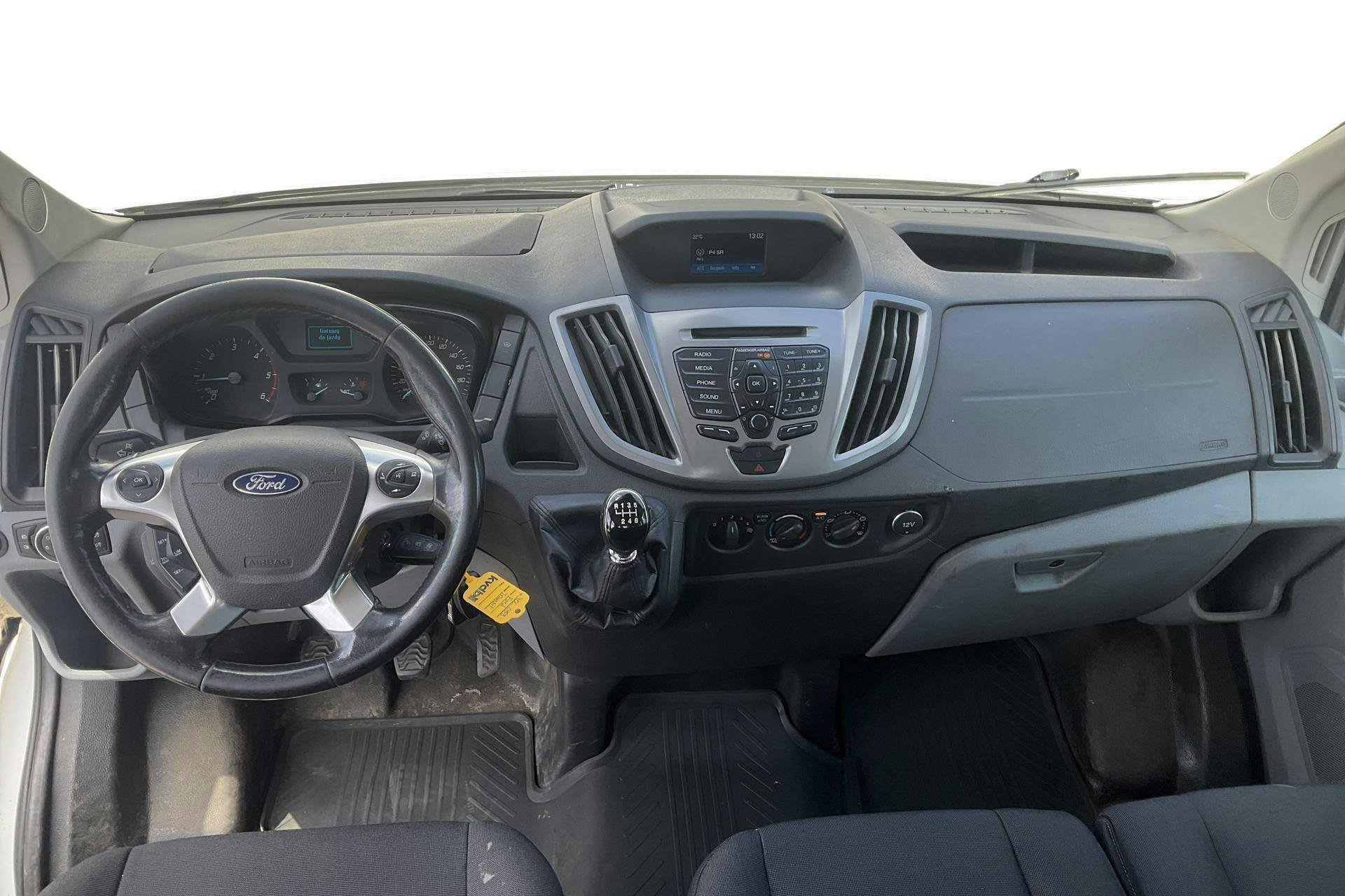 Vehicle Image 6