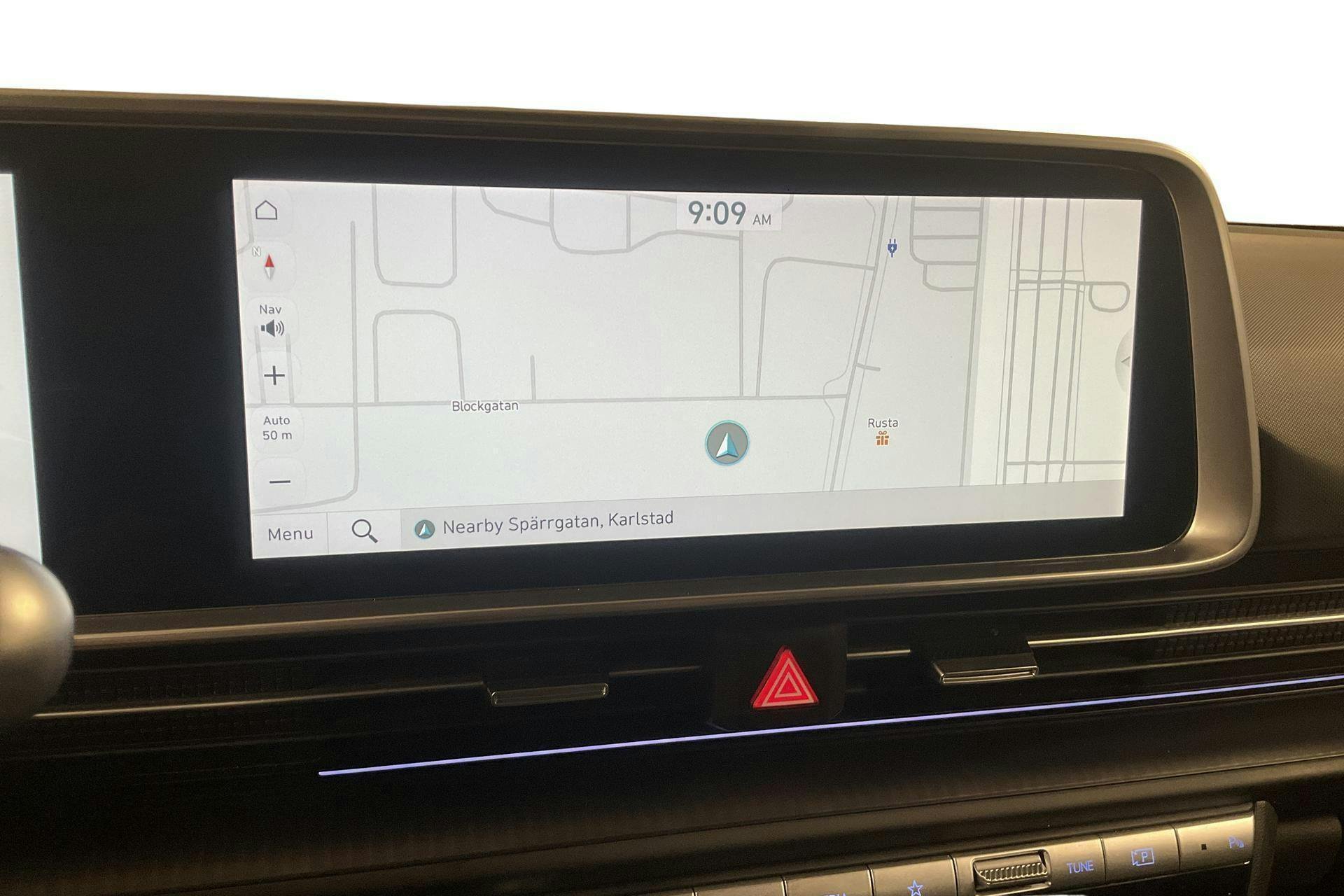 Vehicle Image 11