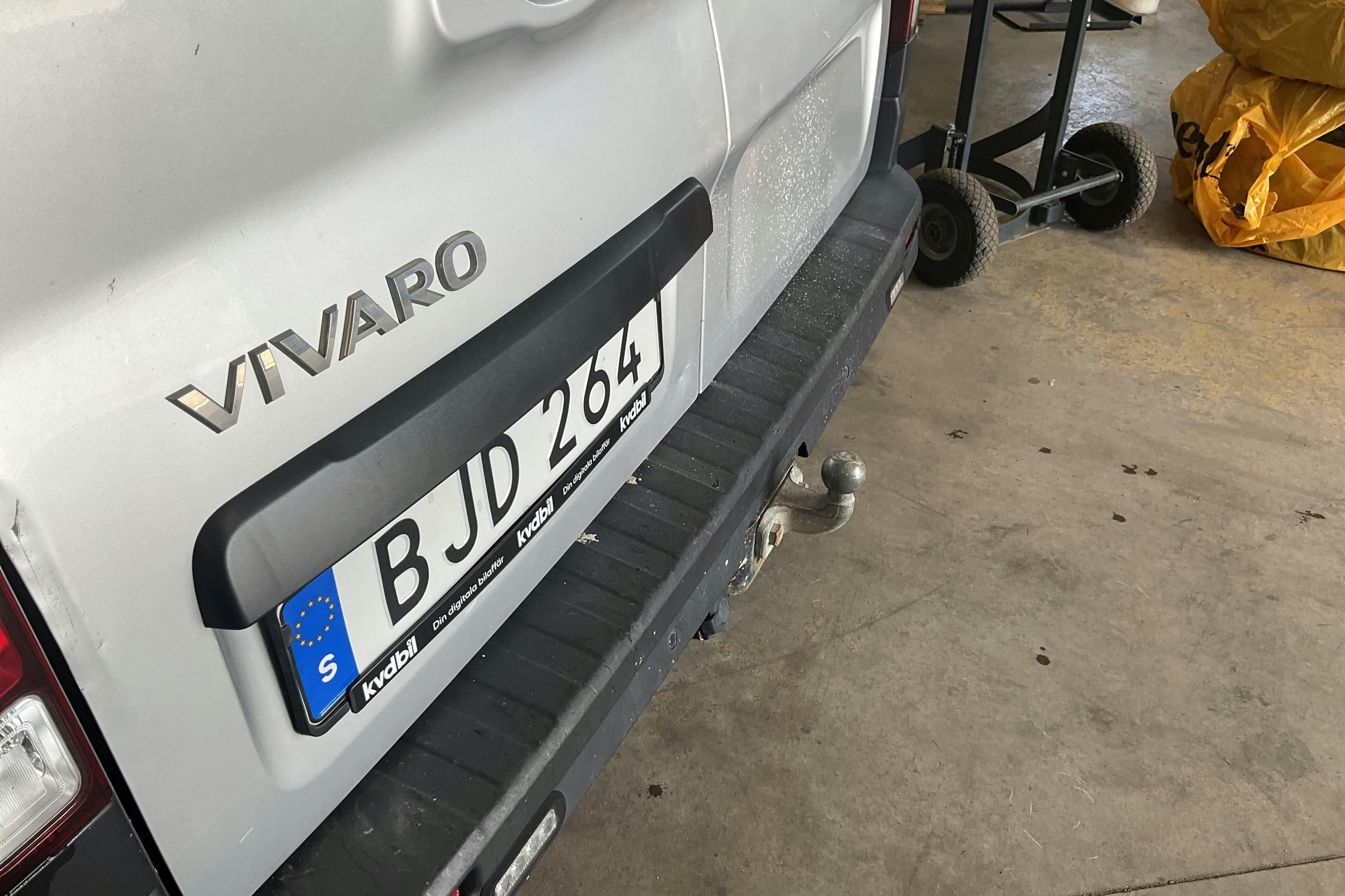 Vehicle Image 12