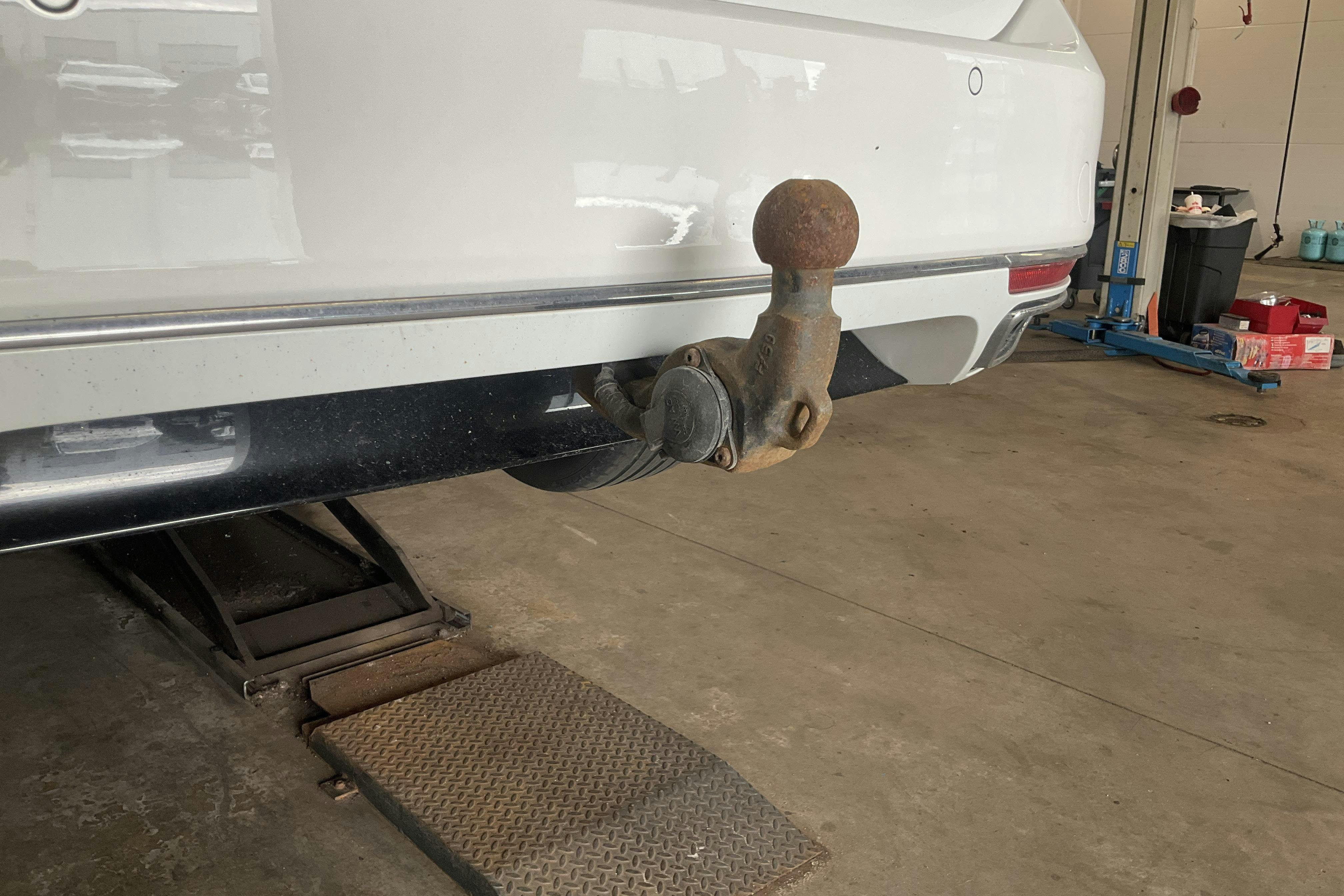 Vehicle Image 16