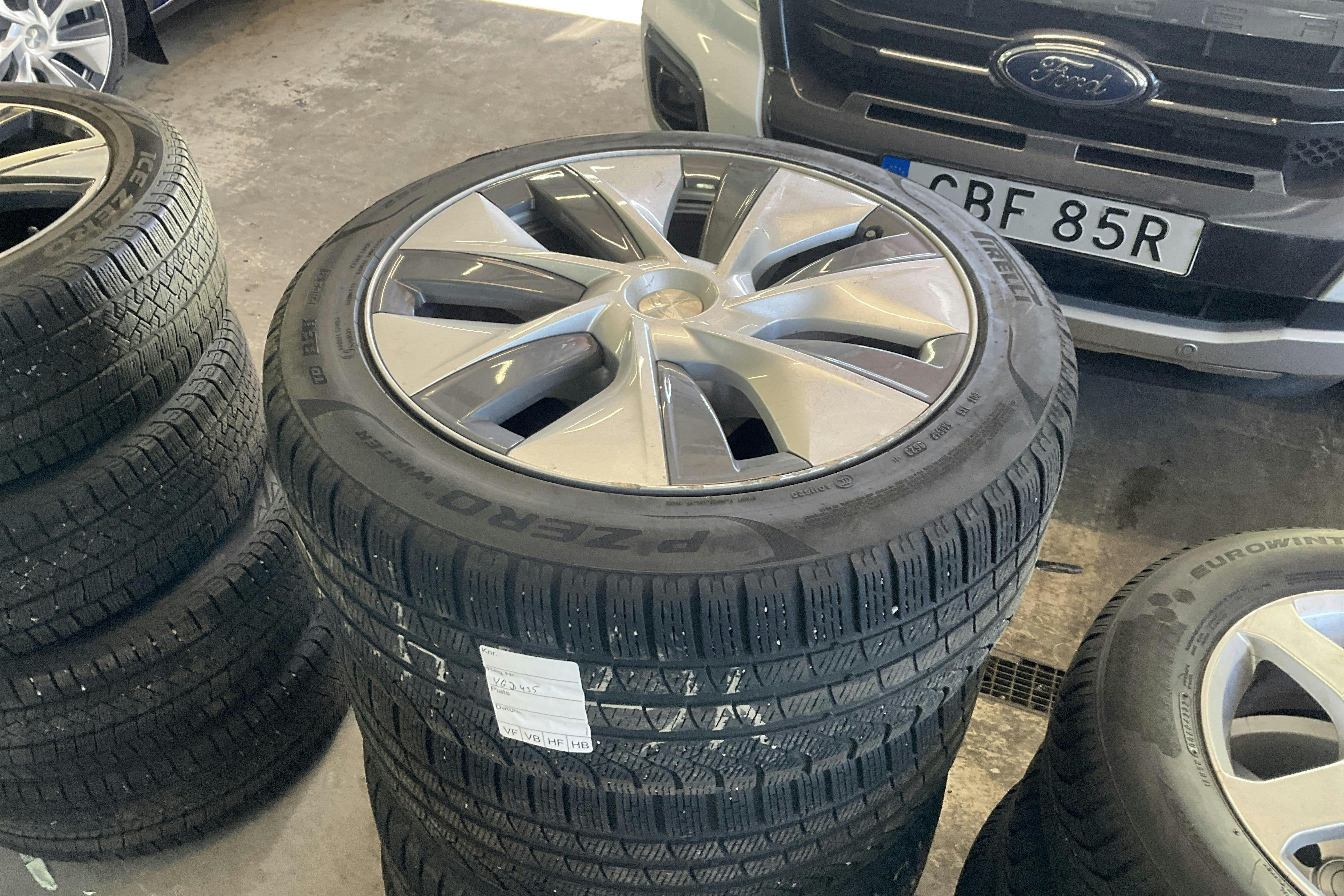 Vehicle Image 19
