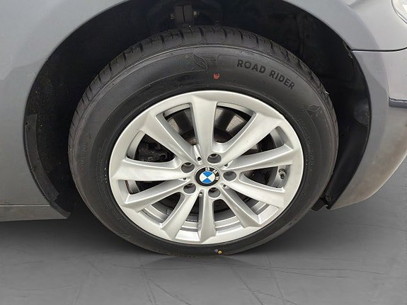 Vehicle Image 33