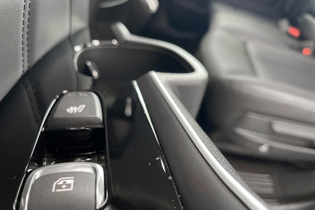 Vehicle Image 30