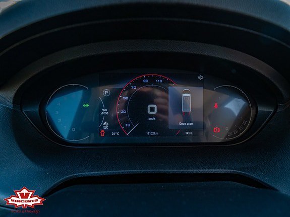 Vehicle Image 14
