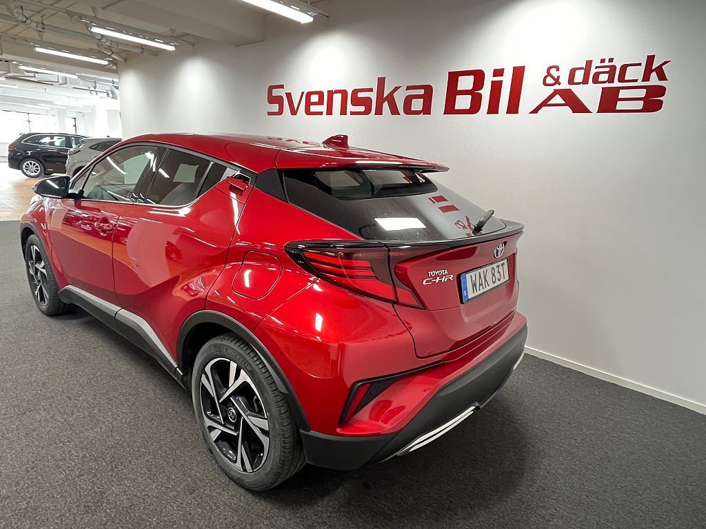 Vehicle Image 8