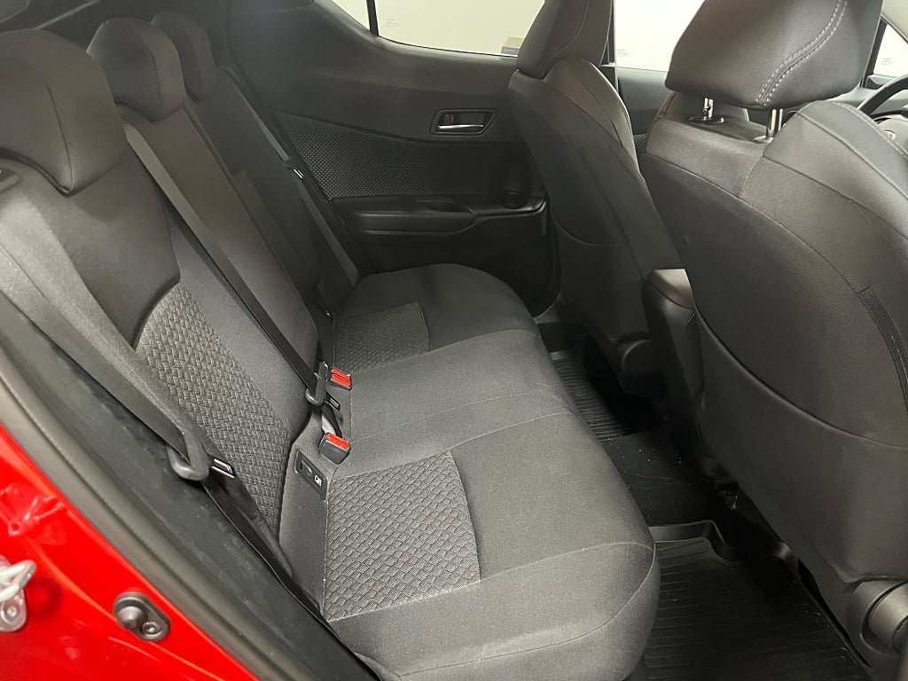 Vehicle Image 23