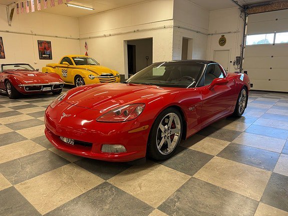 Vehicle Image 6