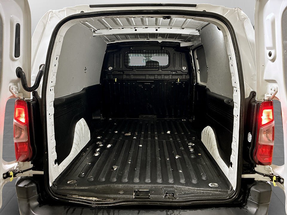 Vehicle Image 20