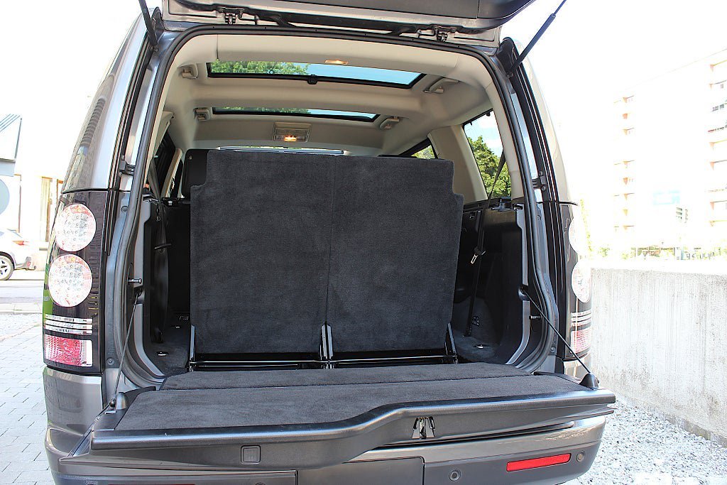 Vehicle Image 16