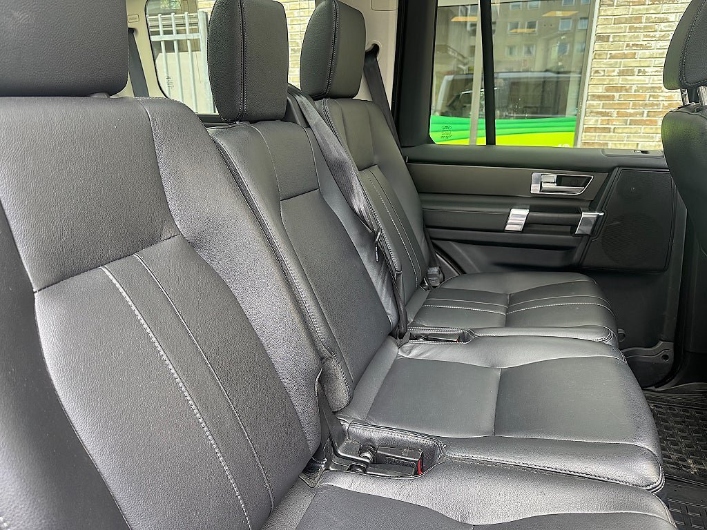 Vehicle Image 17