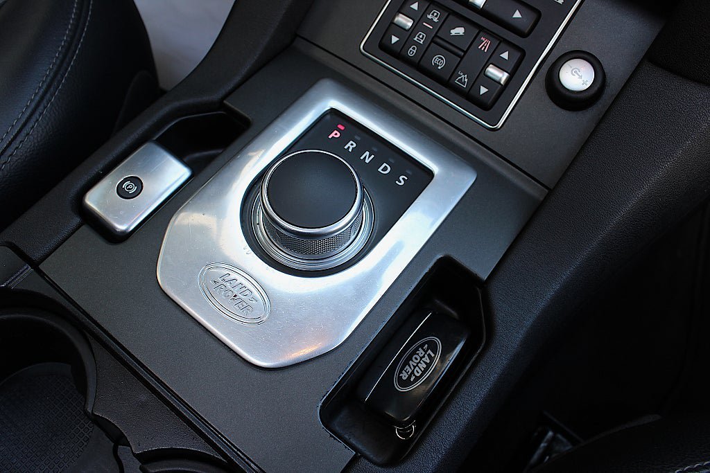 Vehicle Image 32