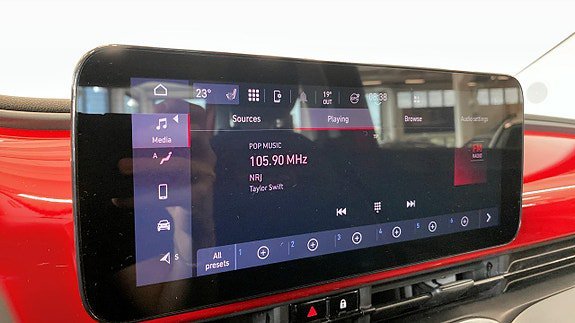 Vehicle Image 15
