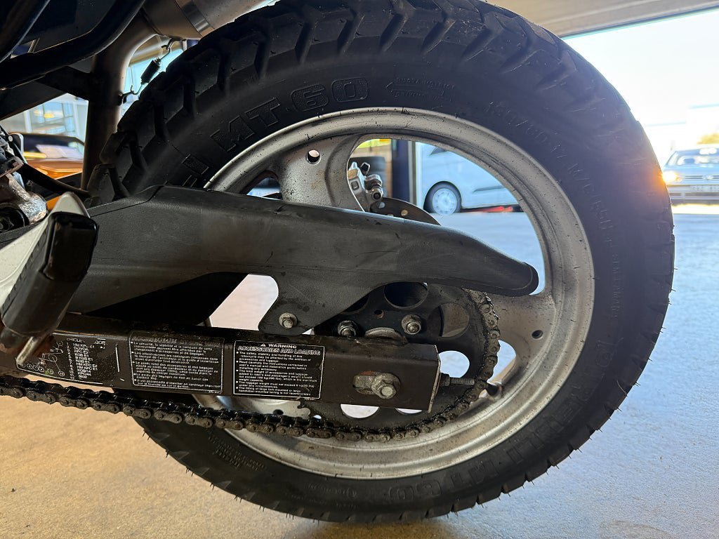 Vehicle Image 9