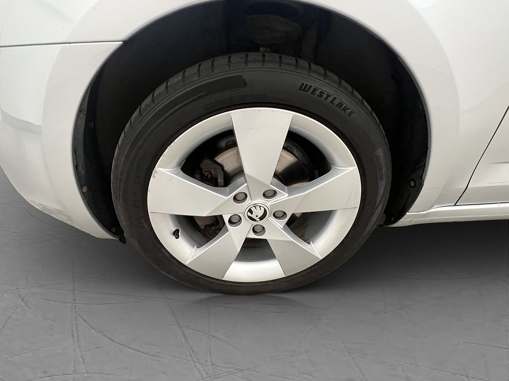 Vehicle Image 31