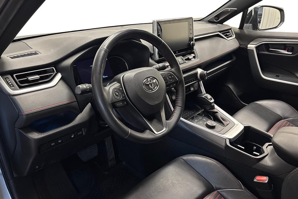 Vehicle Image 8