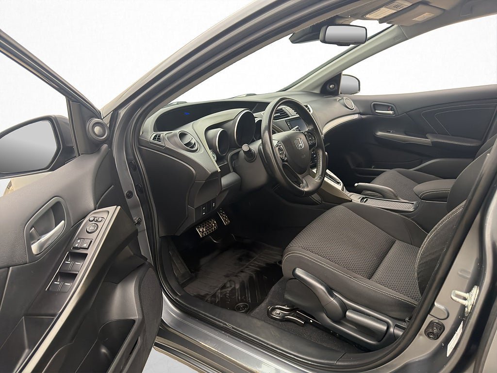 Vehicle Image 11