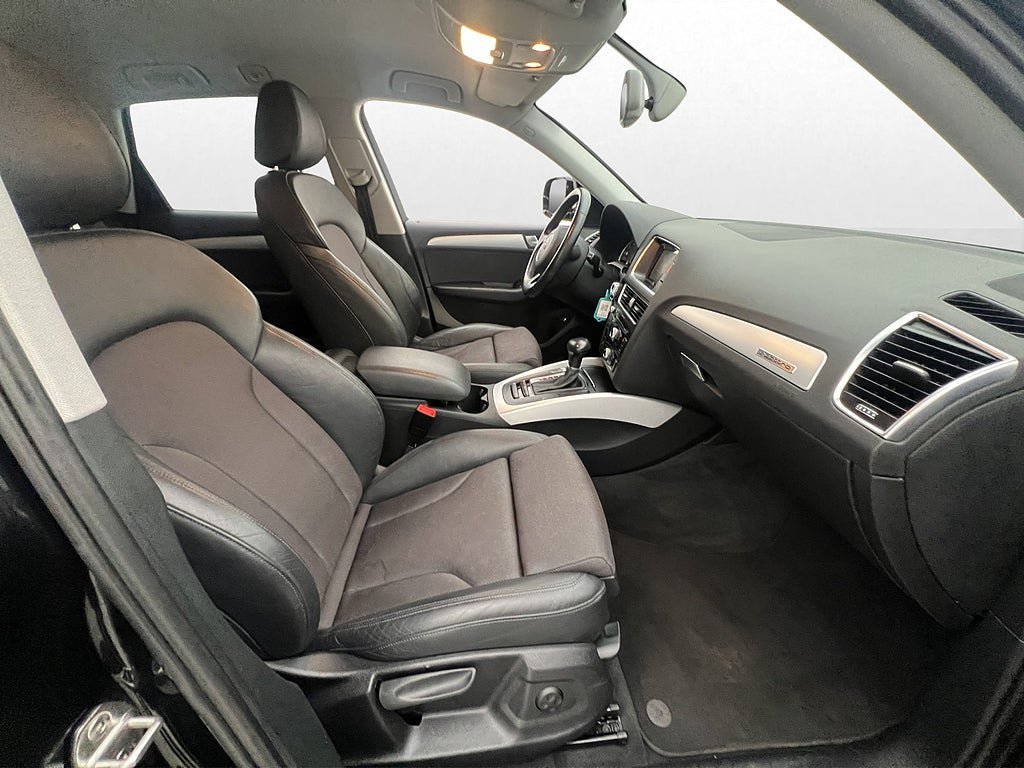 Vehicle Image 15