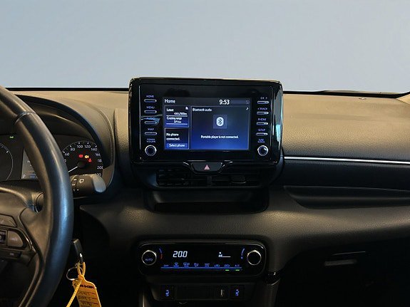 Vehicle Image 11
