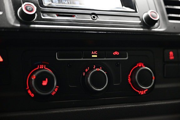 Vehicle Image 27