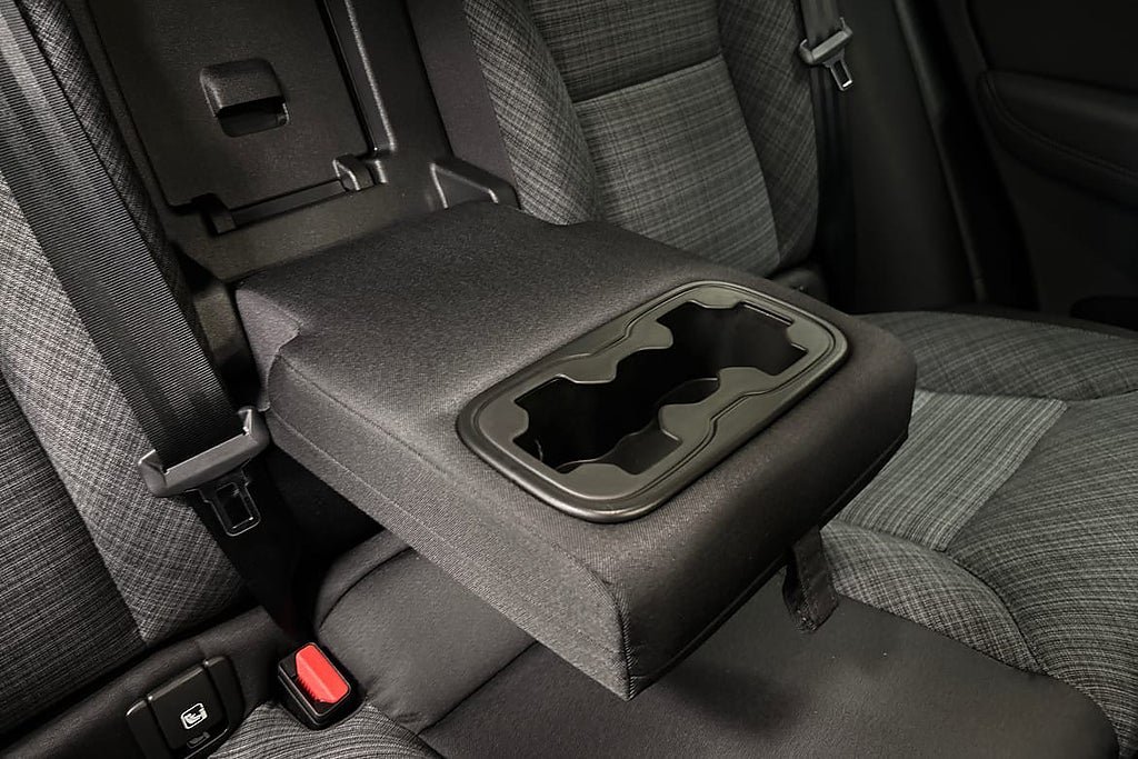 Vehicle Image 16