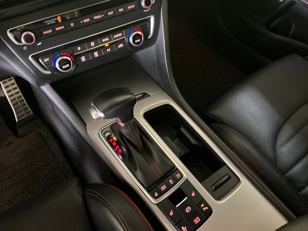Vehicle Image 8