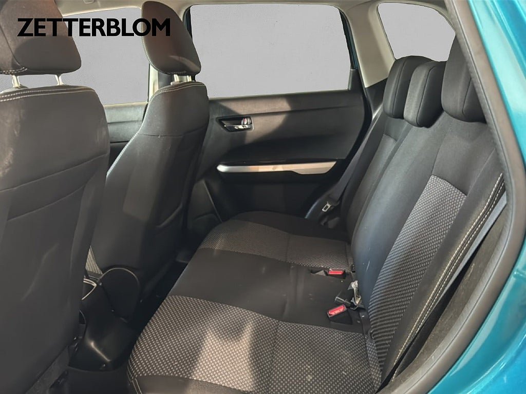 Vehicle Image 9